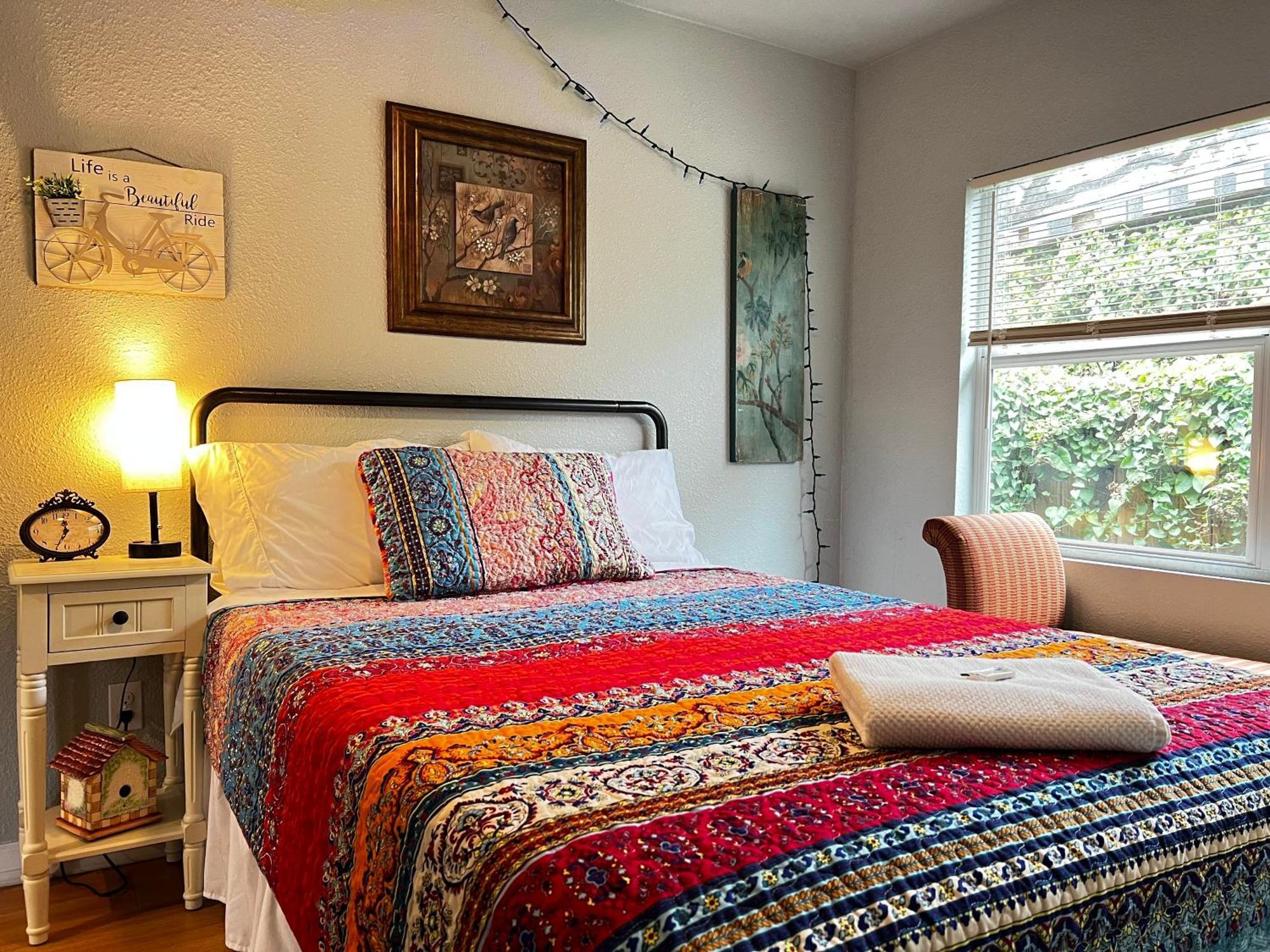 Boho Bliss- Cozy Private Room 2 Miles From Alamodome! San Antonio Exterior foto